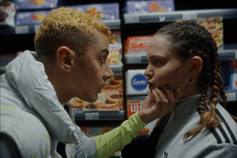 resizeSTILLS_5BALLES_15