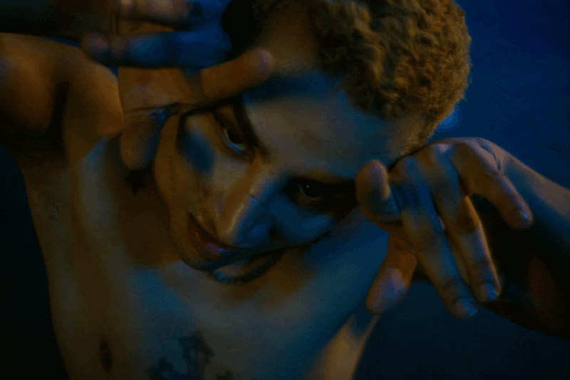 resizeSTILLS_5BALLES_4